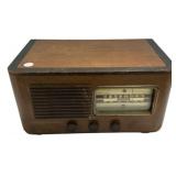 1945 RCA Victor Model 55F AM tube radio