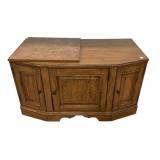 Modern Oak Media Tv Stand 24'h., 45'w., 25'd