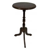 Round Pedestal Table 24"