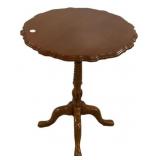 Round Pedestal Table 26'h., 21'w
