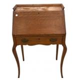 Ladies French Provincial secretary desk 40'h., 26