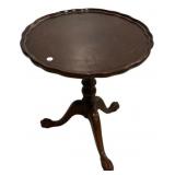 Bombay Tilt Top Pedestal Table 26'h., 24'w