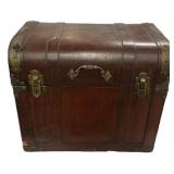 Small Decorative Trunk16'h., 18'w