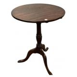 29'h., 21'dia Pedestal Round Table