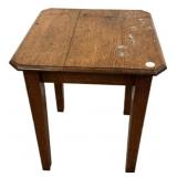 Oak Side Table 21'h., 17'w