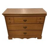 Ethan Allen Colonial-style dresser