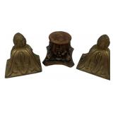 Brass Acanthus & Pineapple Finial Set