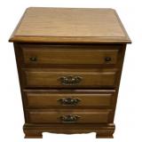 Colonial Style Wood Nightstand 3-Drawer