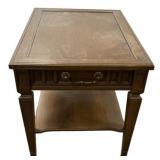Traditional Wood End Table w/ Drawer