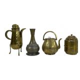 Vintage brass pots: Teapot, 5.5' dia., 5'T / on le