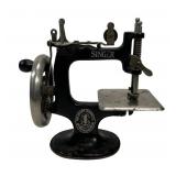 Singer Model 20 Toy Sewing Machine,