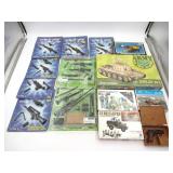Military Models/Toy Weapon Replicas Lot