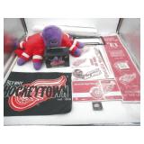 Detroit Red Wings Hockey Collectibles Lot
