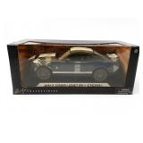Rare 21013 Ford Shelby GT500 1:18 Die-Cast