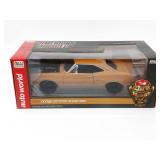 AutoWorld 1:18 1969 1/2 Dodge Coronet Super Bee