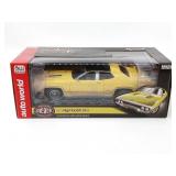 AutoWorld 1:18 1971 Plymouth GTX American Muscle