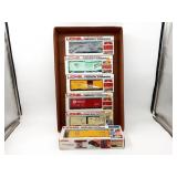 Lionel O and 27 Gauge Boxcar Lot