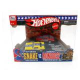 Hot Wheels  Snake Vs. Mongoose Slot Car Set