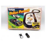 Tyco Police Pursuit Slot Car Race Track Set w/Cars