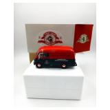 First Gear International Metro Van 1:25 Scale