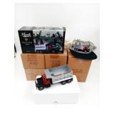 First Gear 1:34 1960 Mack B-61 Dump Truck Lot