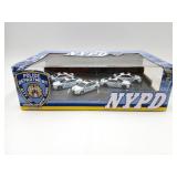 Greenlight NYPD 1:64 5 Car Diorama set