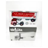 First Gear 1:34 Keller 1953 White 3000 Truck