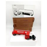 First Gear 1:34 White Tractor Tanker Trailers (x3)