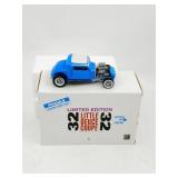 Danbury Mint 1:24 Scale 1932 Little Deuce Coupe