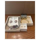 Modern jewelry assortment money 14k gold posts