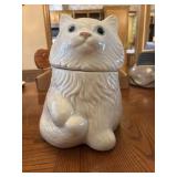 Metlox calf USA ceramic white fat cookie jar