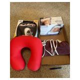 4 Neck massagers - untested