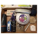 Vintage lot - Barbie phone, magnifying glass,