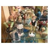 Old couple figurines
