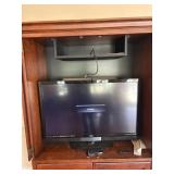 Vizio Tv w/universal remote NOT SMART TV