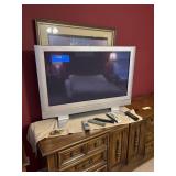 Panasonic viera older flat screen with remote