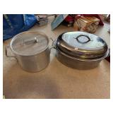 Toroware Aluminum stew pot & stainless roaster