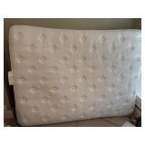 Queen sized Simmons bed mattress