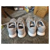 Two pairs Size 8.5 Nike sneakers used & Pemboke