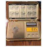 10 K gold scrap broken necklace chain .35g