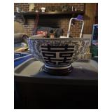LARGE CHINESE DOUBLE HAPPINESS PUNCH BOWL WITH