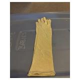 Vintage NEW Old Stock Finale Stretch Nylon gloves