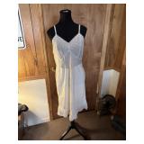 Vintage 1950s Nylon Full Slip Sz M/L