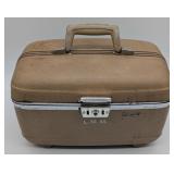 Socialite Makeup Case