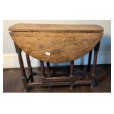 Antique Oak Gateleg Dropleaf Table