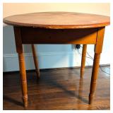 Round Pine Table & Table Linens