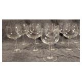 11 Clear Glass Wine Glasses