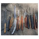 Gouges, Scrapers & Tools for Turning Wood Bowls Et