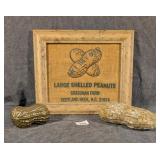Collectible Peanut Wall Decor, Box, Figurine