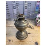 Vintage oil lamp, electrified